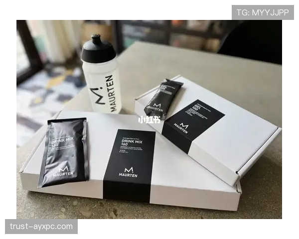 吴向东家的冰箱里塞满了能量胶，连饮料都按训练计划排班